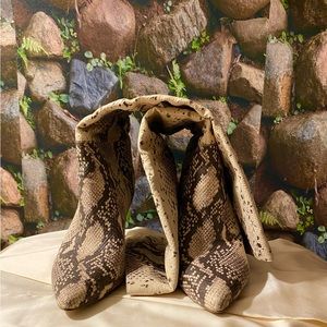 Steve Madden  Faux Leather Snakeskin Kimari / Kima 01S1 Boots Sz10